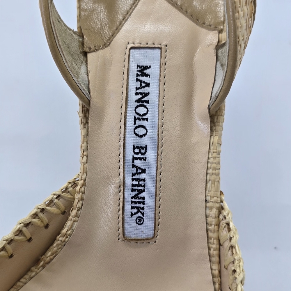 Manolo Blahnik Raffia Slingback Pumps IT36/US6 - Picture 13 of 16